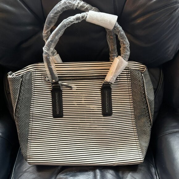 Stella & Dot Madison Tech Tote Shoulder Bag EXPANDABLE Black & White Stripes NEW - Picture 10 of 12